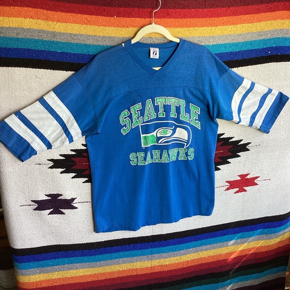 Vintage 90s Logo 7 Seattle Seahawks short sleeve t shirt made in USA v neck - Picture 1 of 12